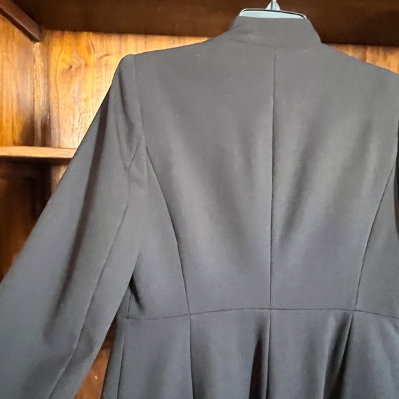 Zara (M) black, spring/fall blazer, one button, with pockets, EUC, black. - Picture 8 of 16